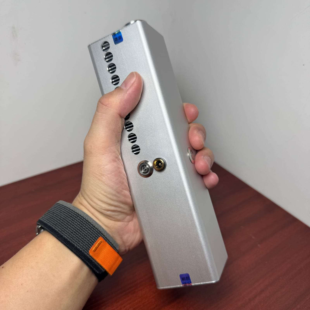 130W portable laser igniter body with power control and DC charging port