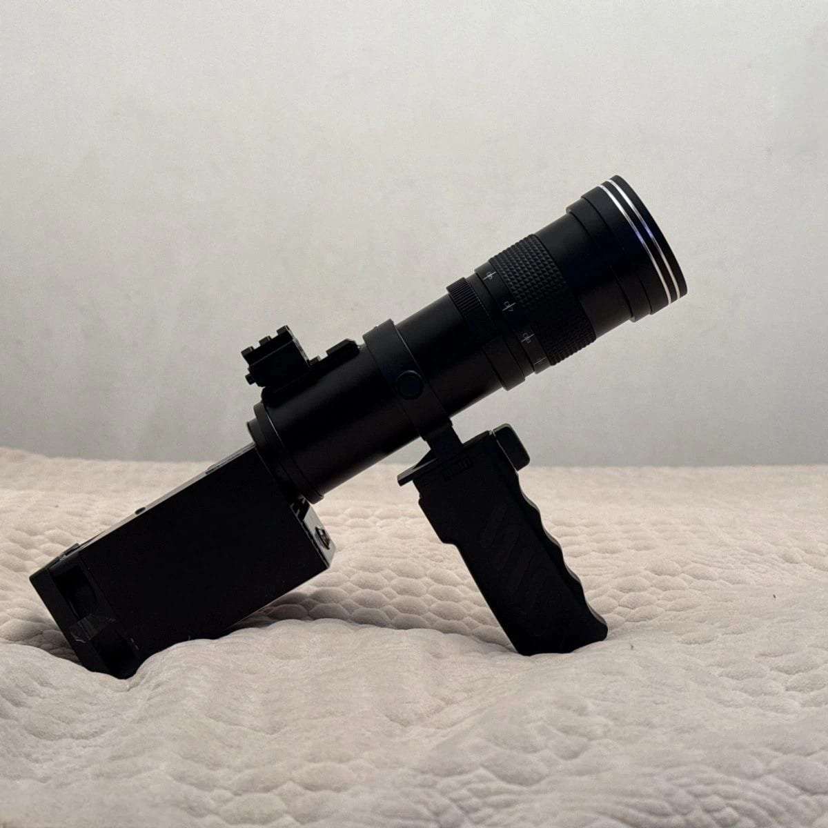 Portable Glad Laser 160W long-range laser igniter side view