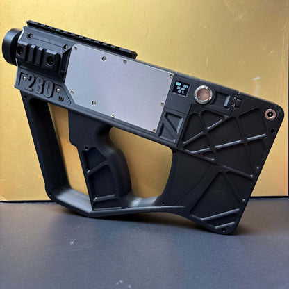 OLED display on Glad Laser 280W handheld laser igniter showing voltage temperature and battery level